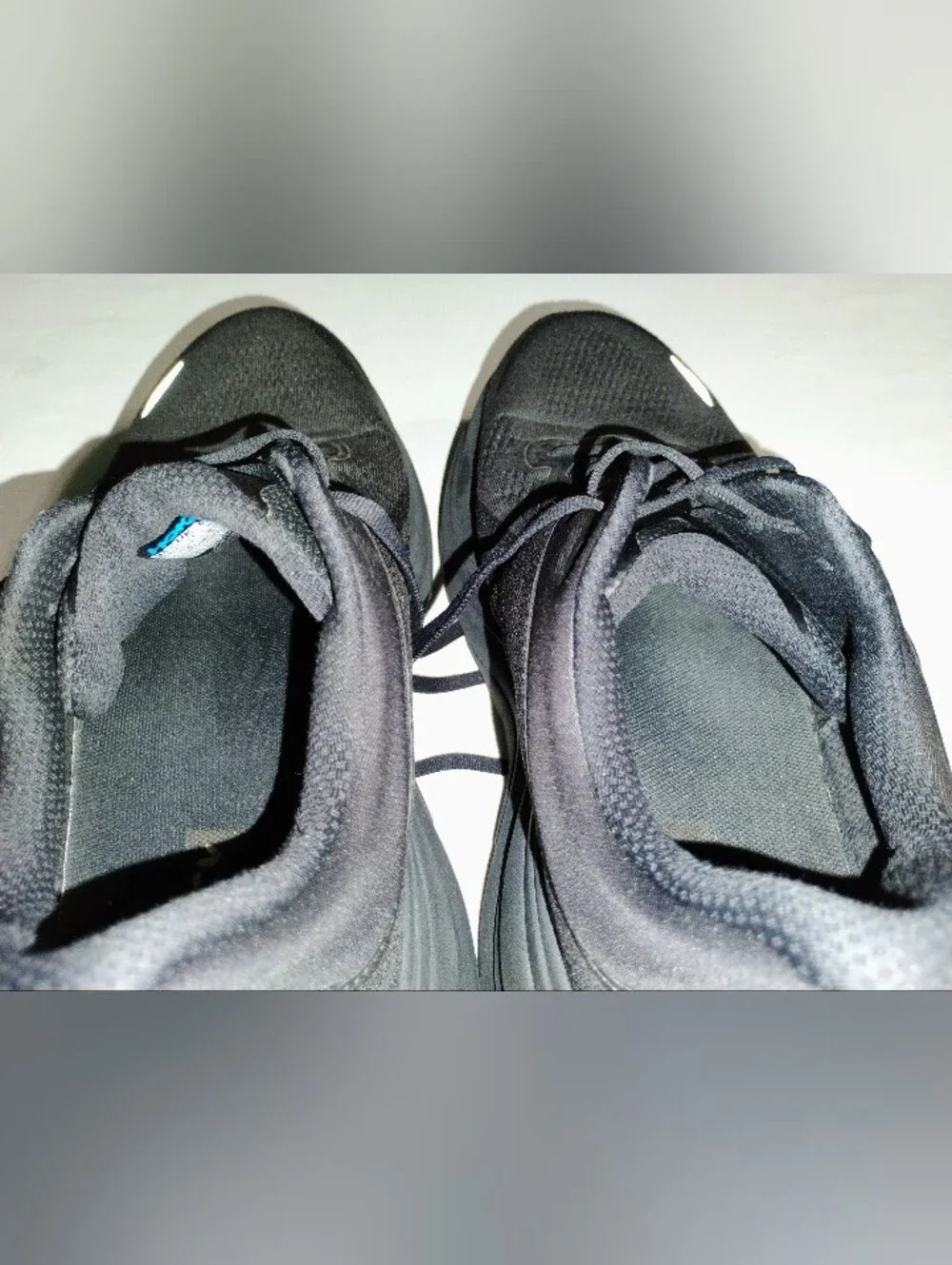 Hoka Bondi 9 Men's Size 11.5 2E Wide Black Running Shoes Sneakers